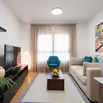 Maninindra Hideaway - W/2 Bedrooms, A/C, Free Wifi