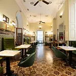 Hotel Alabardero