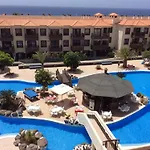 Apartment With Ocean Terrace