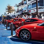 Beachfront Luxury Apartment, Puerto Banús, Marbella