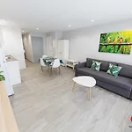 Roses Apartments Tropical Loft Vista Mar Lateral