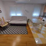 Apartamento En Urbanizacion Con Piscina Centro De Unquera-Val De San Vicente Ideal Parejas