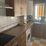 Central Apartment Walking Distance To The Beach
