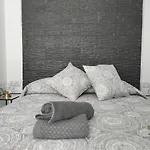 Gades Rooms