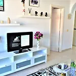Cozy Apartment Tenerife South Wifi & Pool