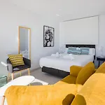 Seafront Boutique Calabeach Rincon De La Victoria