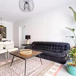 Home2Book Charming Center Apartment Santa Cruz
