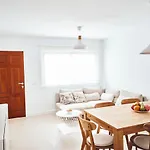 3BDR + 2BATH Comfy House El Medano