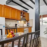 Casa Alexis