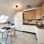 Captain\'S Penthouse Studio