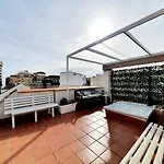 Captain\'S Penthouse Studio