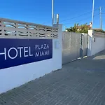 Hotel Plaza Miami - Solo Adultos
