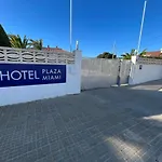 Hotel Plaza Miami - Solo Adultos
