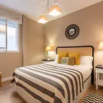 Plaza Nueva Deluxe Suite by Valcambre