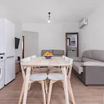 Comodos Y Agradables Apartamentos En El Pozo