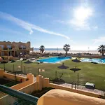 Los Lances Playa En Primera Linea