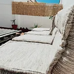 Casa Teté, Bright&Spacious Family Home - Self Check-in, Free Parking
