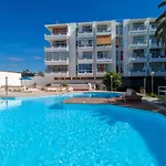 Canarian Holiday Home - Yumbo Luxury Apartment