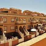 Bungalow Acogedor En Gran Alacant