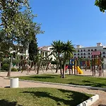 Apartamento Muy Luminoso En Segunda Línea De Mar