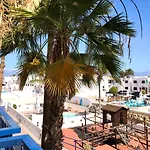 Casa Nia - modern one bedroom apartment in central Puerto del Carmen