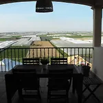 Precioso Apartamento En Urbanizacion Campo De Golf