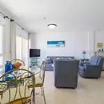 Apartamento con terraza en el Puerto de Corralejo