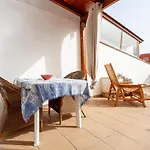 Valentina House Large apartment in El Cotillo