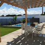 Palapa Garden Alojamientos, Piscina Privada Y Cerca Del Mar