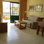 Gepflegte Apartment-Anlage Mit Pool Und Garten