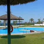 Ref 23v2e apartamento 2 hab. urb. pinar don jesus