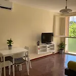 Luminoso apartamento en Canet de Mar cercano a la playa y a Barcelona