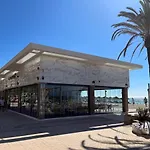 Moderno Apartamento En Primera Linea Paseo Maritimo Fuengirola