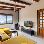 Maison Mialon: Country House Amidst Of Nature