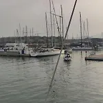 Precioso Barco En Barcelona
