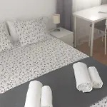 C&Blola - Habitacion Independiente Con Bano Privado Y Aire Acondicionado - Minimo 3 Dias