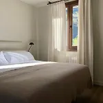 Les Nous Hotel