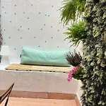 Apartamento con mucho encanto en el Barri Vell , Old Town, de Girona, El Cul de la Lleona