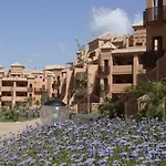 E2 Cómodo Apartamento equipado a 5 min de Playa Granada con terraza de 11m2