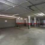Alojamiento Con Piscina Y Parking En Sevilla
