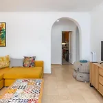 Villa Alegria Big Terrace, Private Pool & Parking