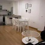 Centrico Piso Para 4 Al Lado Del Jardin Botanico