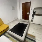 Renovated Modern Apartment In The City Center