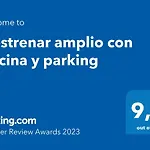 A estrenar amplio con piscina y parking