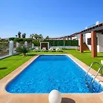 Villa Fakay By Villa Plus