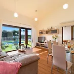 Villa Fakay By Villa Plus