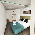 Puerta De Cordoba Apartments By Frenteabastos