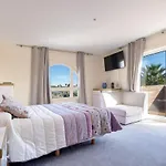 Lets In The Sun Villa Crystal