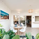 A Un Paso De La Playa Con Piscina Privada