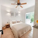 A Un Paso De La Playa Con Piscina Privada